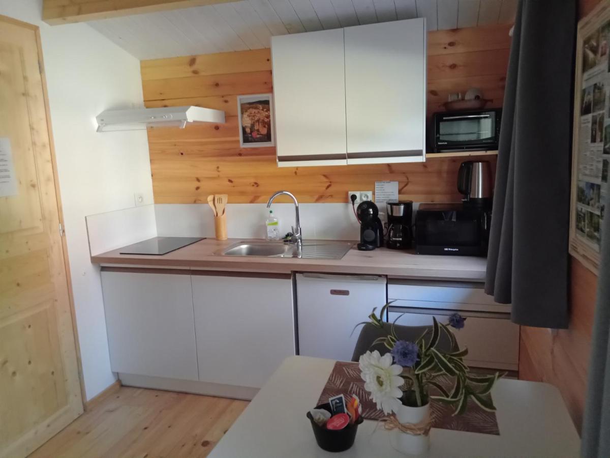 Chalet "Le Petit Olivier" Gites Appart 'Hotel L'Echappee Belle D'Aubenas Logement 2 Sur 3 Exteriér fotografie