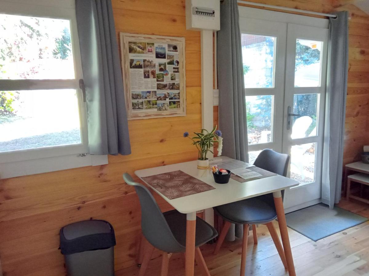 Chalet "Le Petit Olivier" Gites Appart 'Hotel L'Echappee Belle D'Aubenas Logement 2 Sur 3 Exteriér fotografie